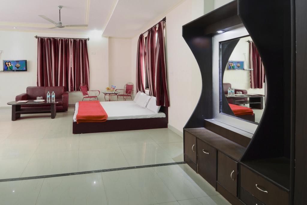 Fabhotel Prashant Palace Mysore Room photo